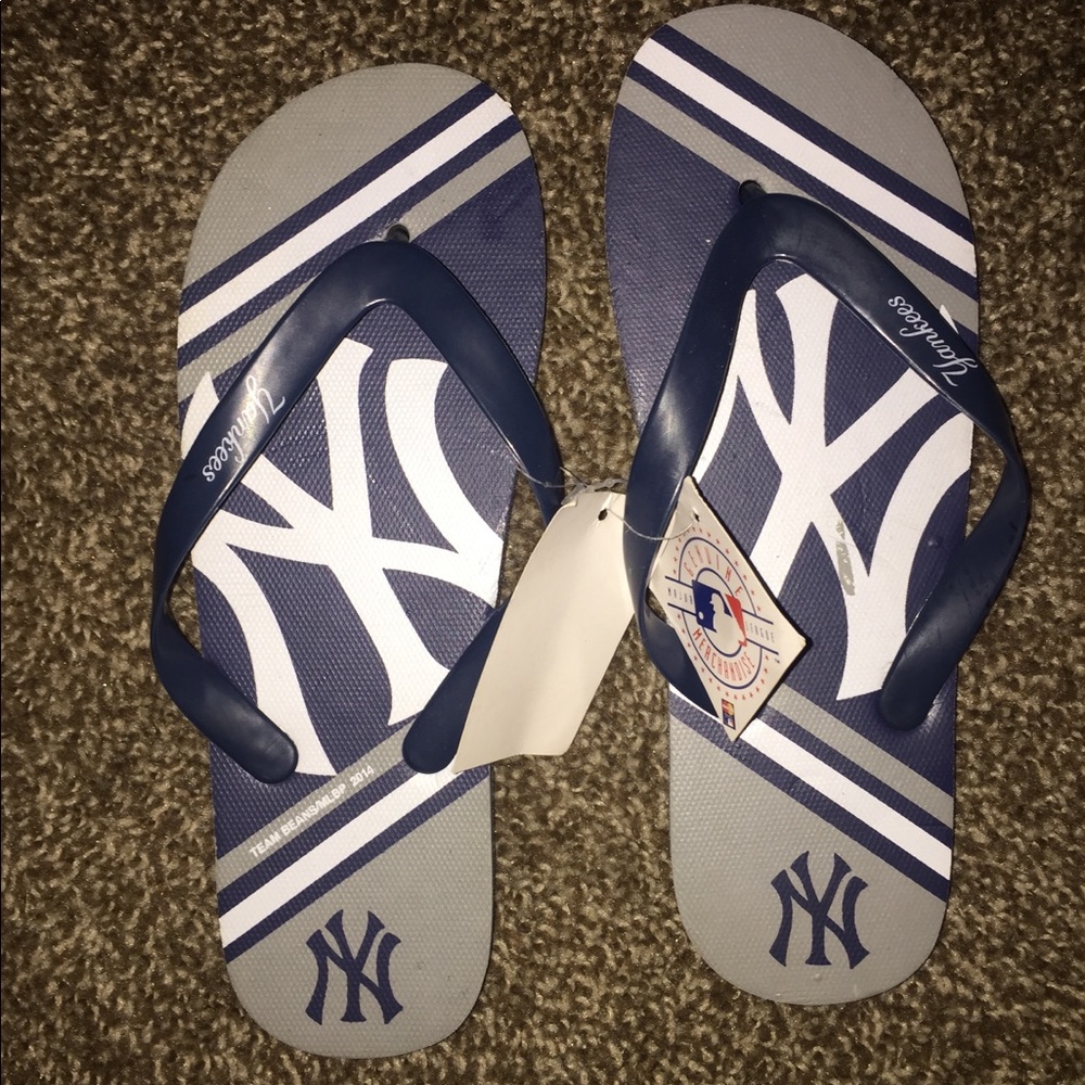 NY Yankees Flip Flops
